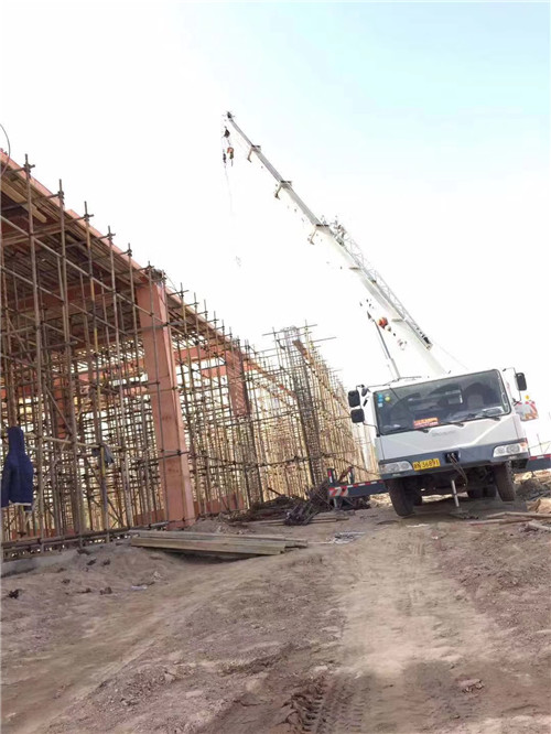 彭山区25 吨、50 吨吊车怎么选？多大重量 / 半径适合对应车型？