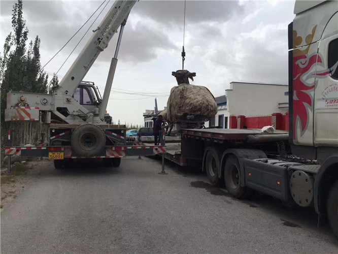 彭山区狭窄场地（如小区、车间）适合用哪种吊车？
